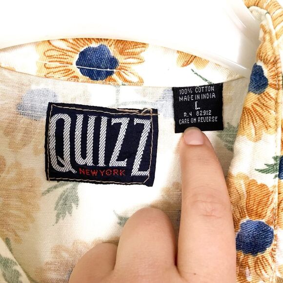 Quiz Z 90s Sunflower Sleeveless Button Down Vintage Top Size Large - Picture 4 of 5